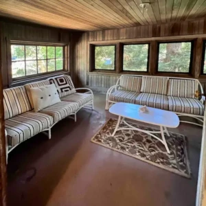 Cadiz Vacation Rentals - Wildwood Inverness - Sunroom01